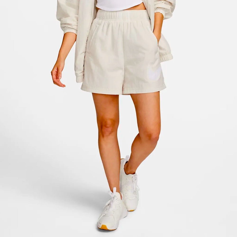 Nike Women’s Woven Shorts